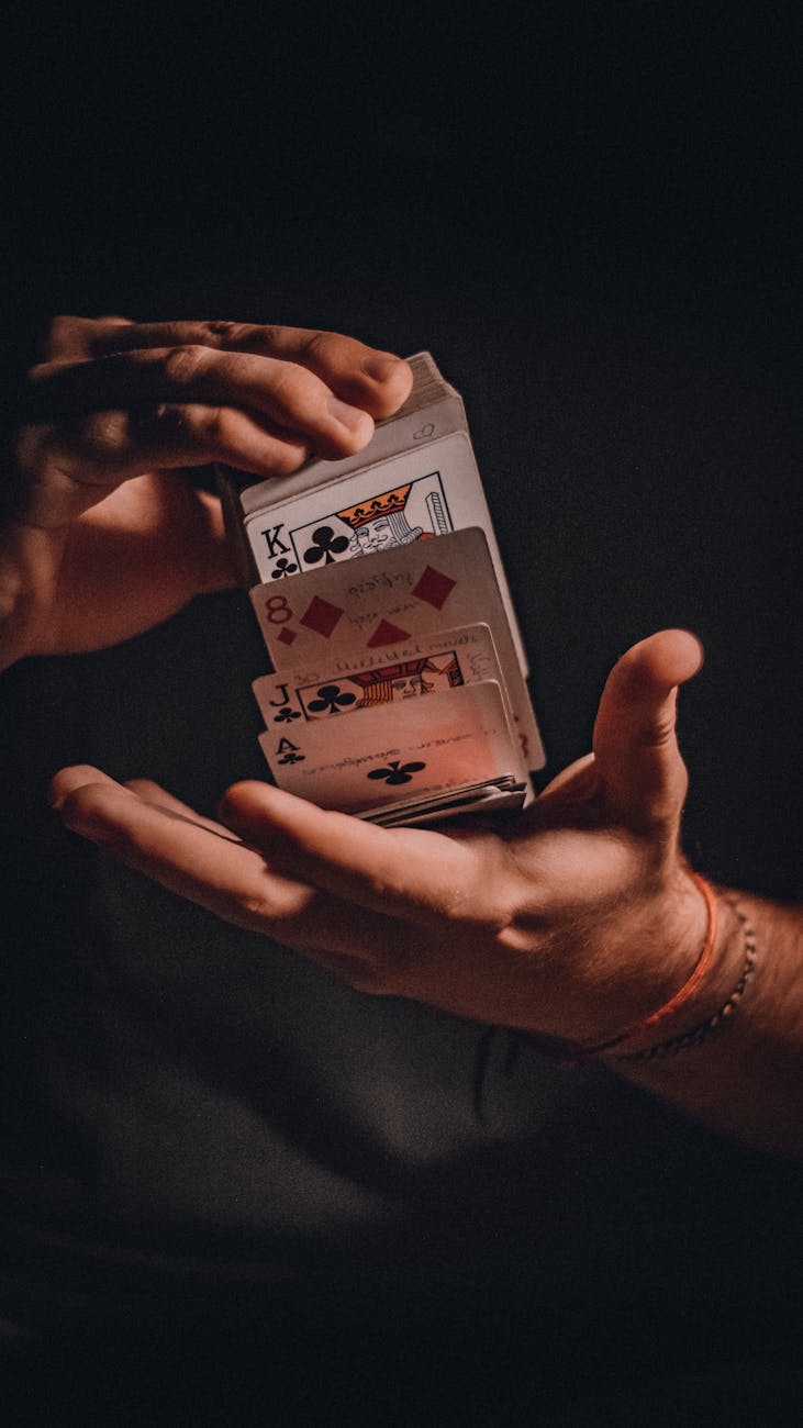 Jogos de Cartas: Descubra o Fascinante Universo das Cartas