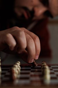 Jogos de Estratégia: Desafie Sua Mente e Melhore Suas Habilidades